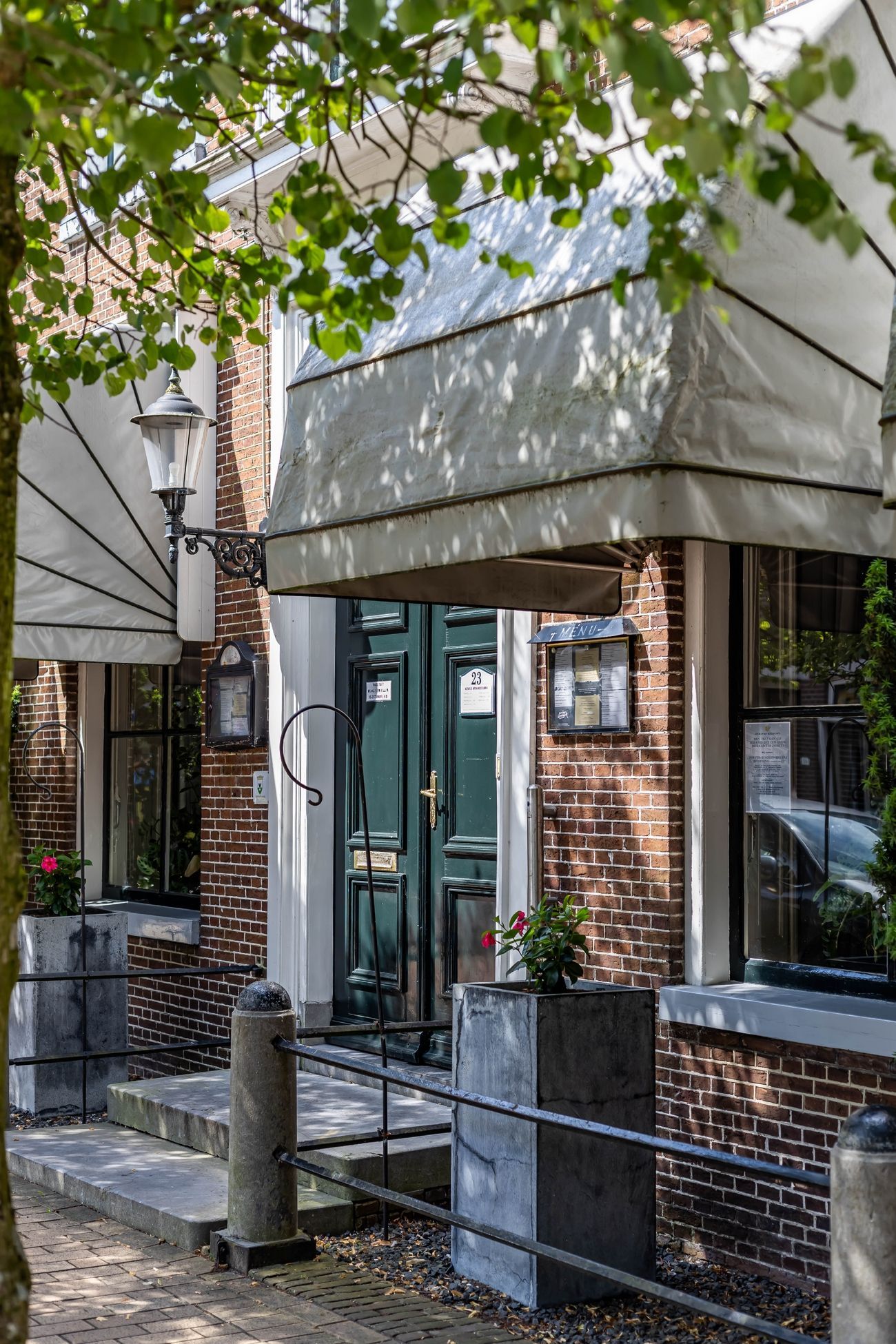 hoofdingang salie beetsterzwaag